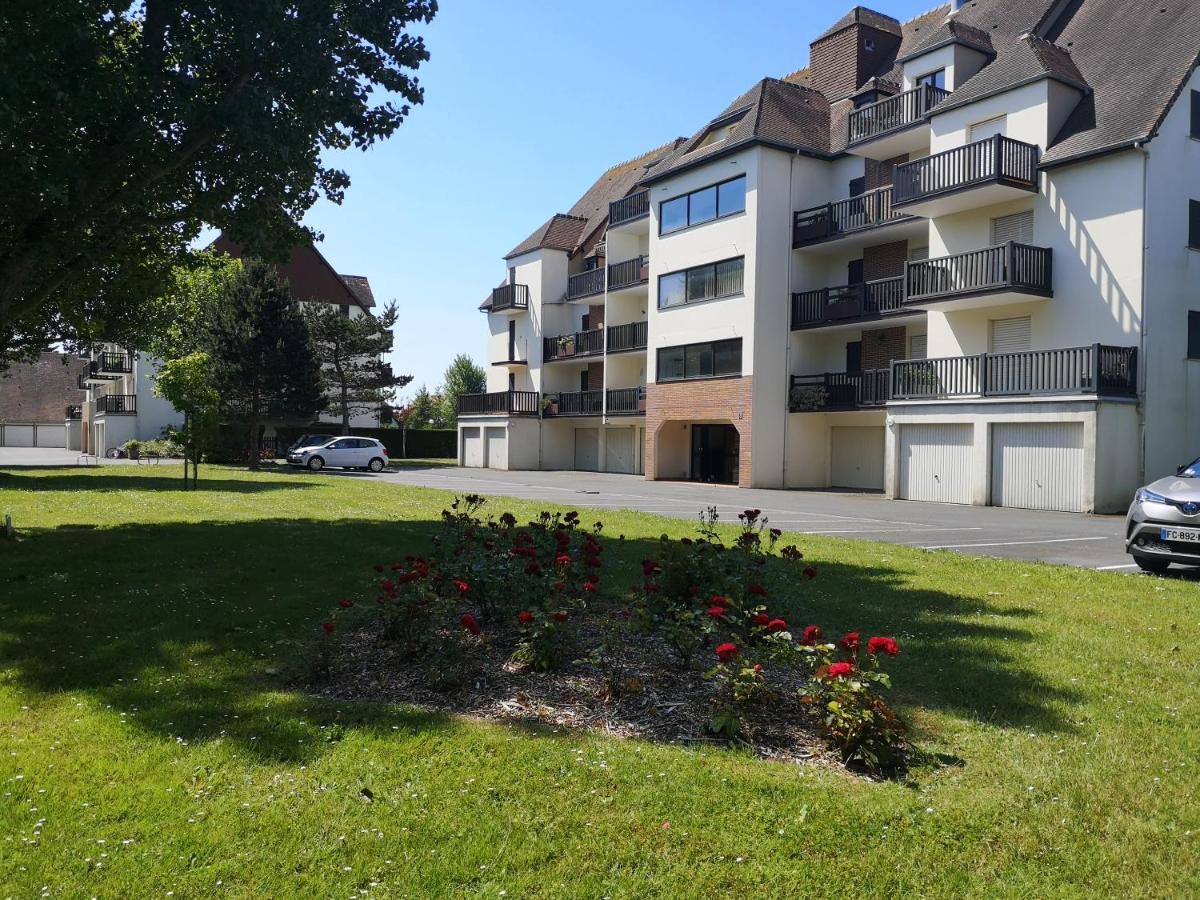 Cabourg Plage A 200M Plage Exterior photo