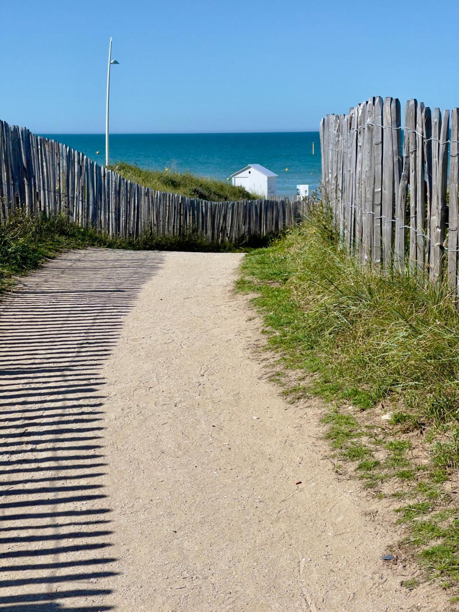 Cabourg Plage A 200M Plage Exterior photo